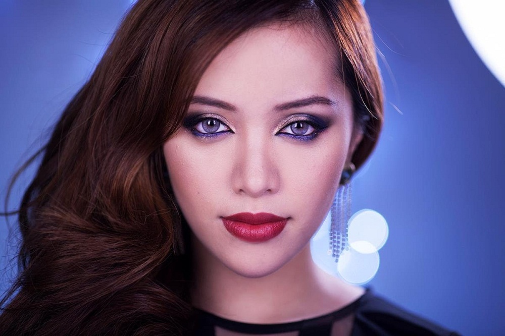 Michelle Phan - Makeup Guru. Photos and videos